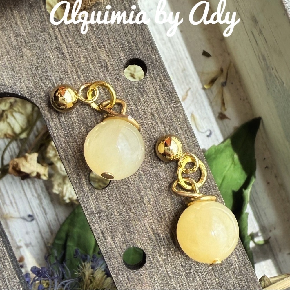 Alquimia Yellow Cascading Earrings with Vintage Charm